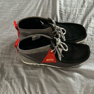 NWOT Wallabees
